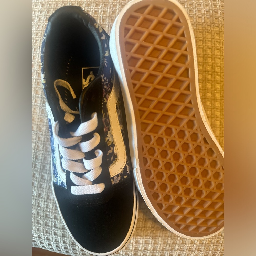 Vans Ward Sneaker - Kids' (new) - Picture 3 of 9